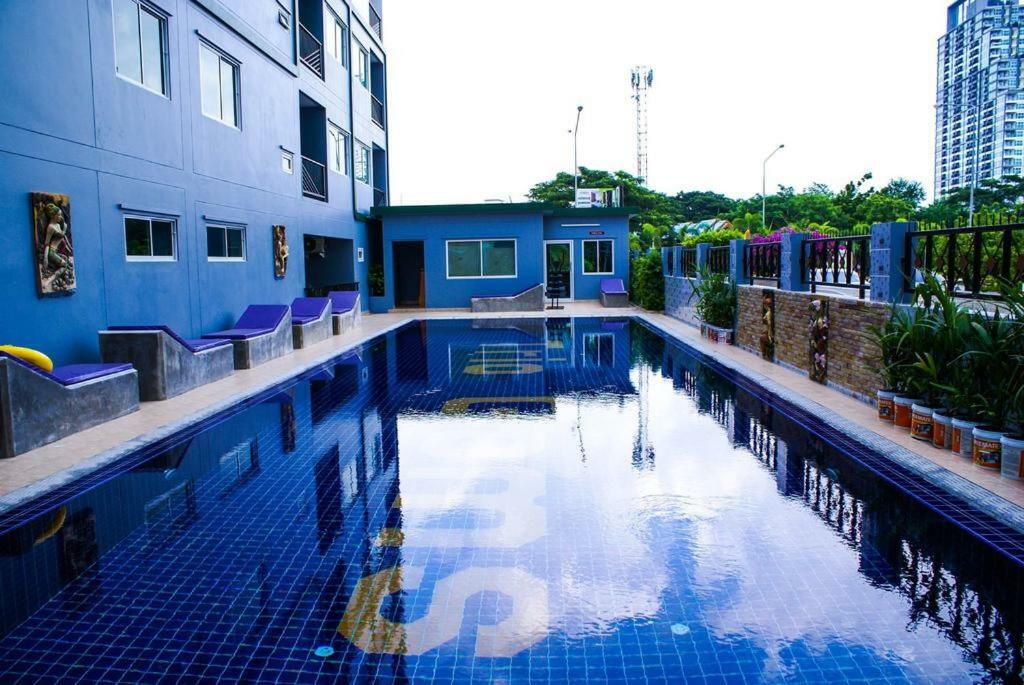 Trio Gems Condo Pattaya, Thailand Jomtien Beach Exteriör bild