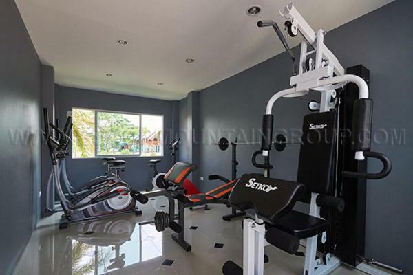 Trio Gems Condo Pattaya, Thailand Jomtien Beach Exteriör bild